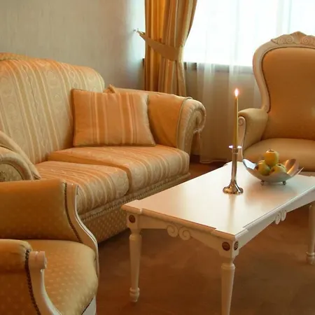 мираж Отель 4*