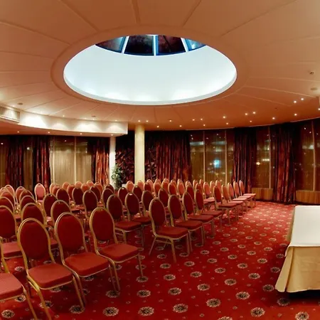 мираж Отель 4*