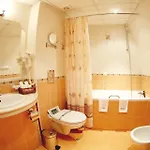 Mirage Hotell