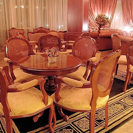Hotel Mirage 4*